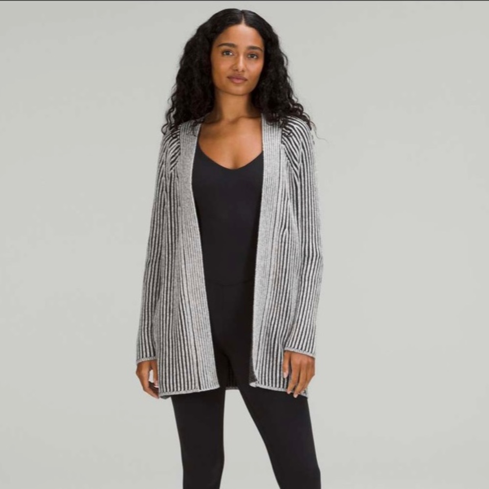 Lululemon NWT Cotton Cashmere Blend Sweater Wrap size 8